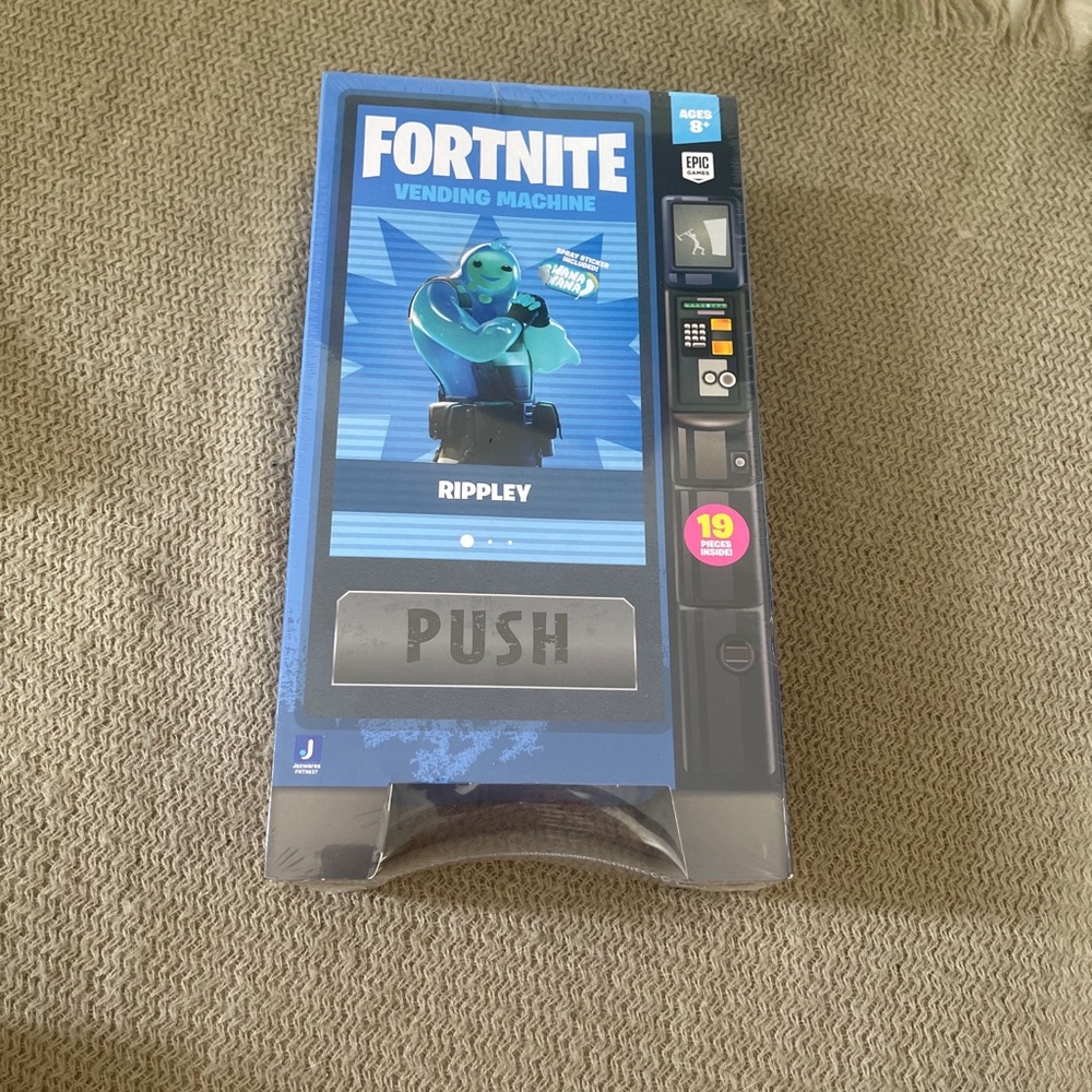 FORTNITE   Vending Machine RIPPLEY - Picture 6 of 6